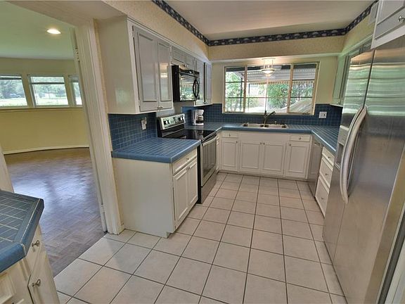 5th image of 4544 Ivy Dr