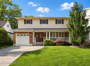 10 Leeds St, Staten Island, NY 10306