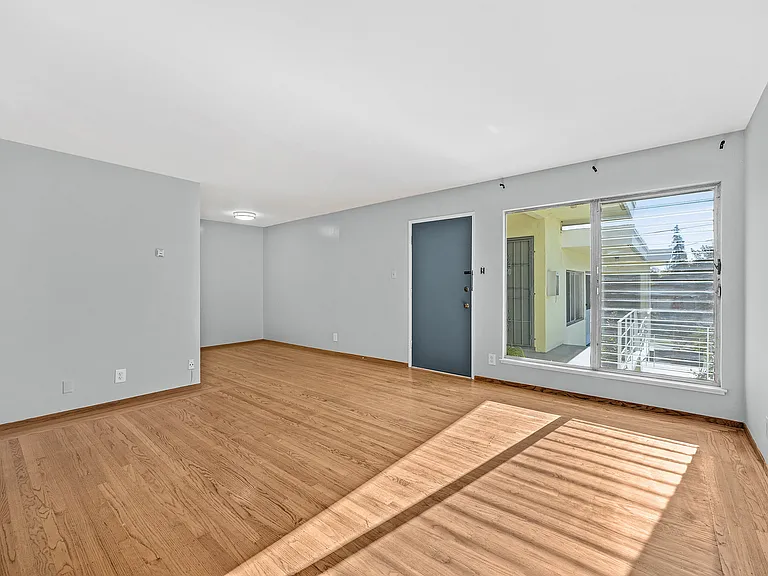 2908 Birdsall Ave #2908 — Photo 39