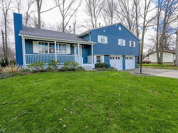 2nd image of 2706 Burlingham Dr