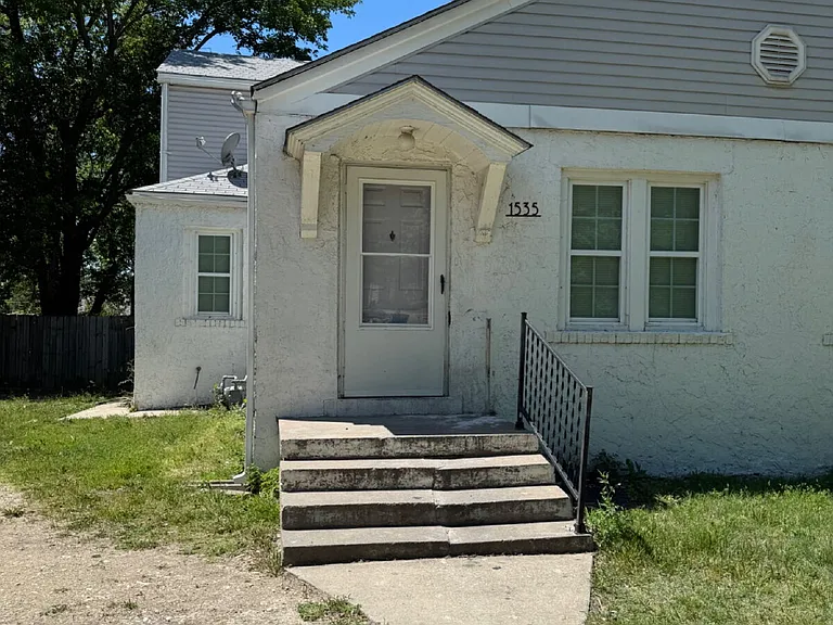 1535 N Holyoke St — Photo 2
