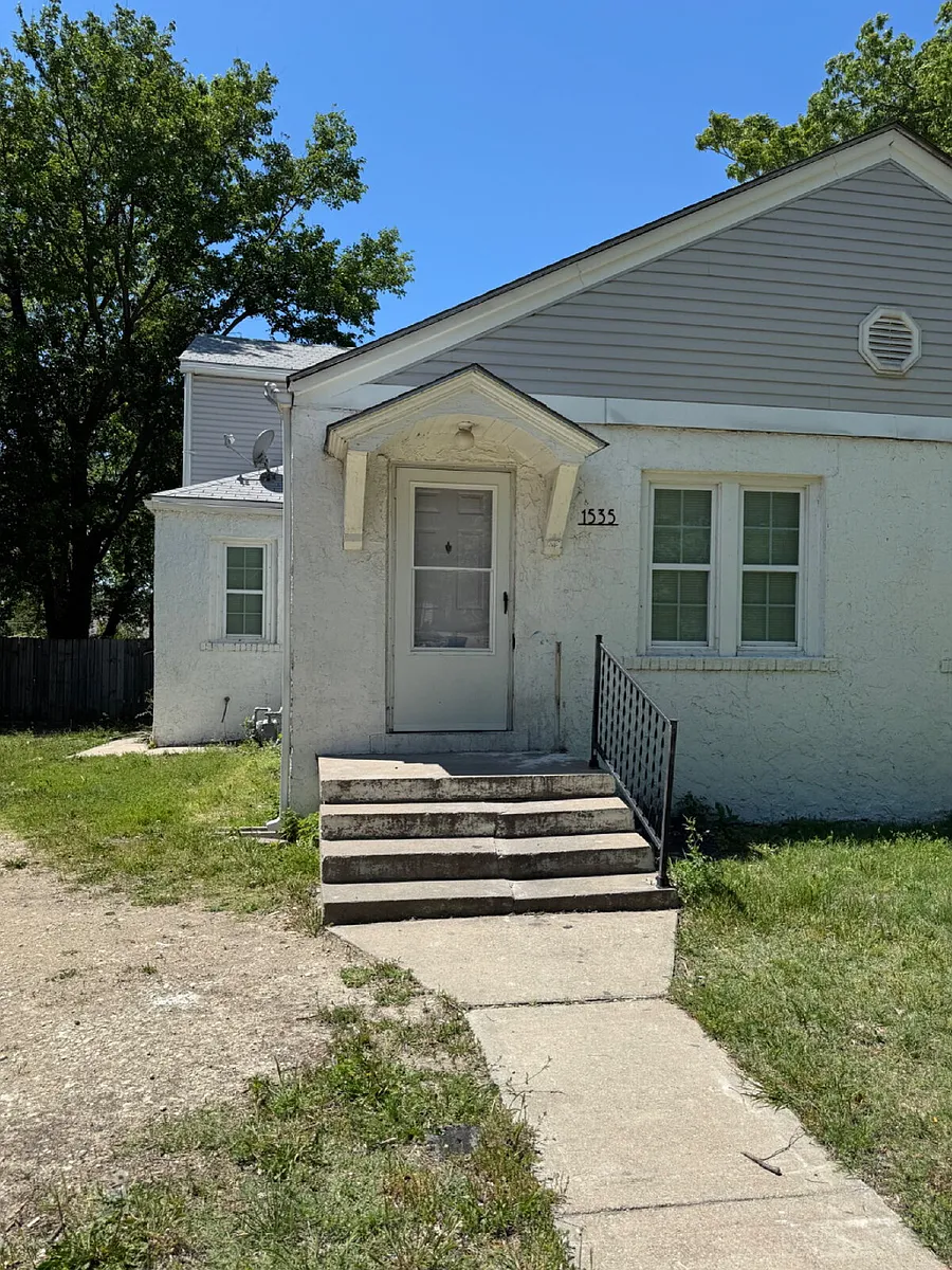 Building Photo - 1535 N Holyoke St