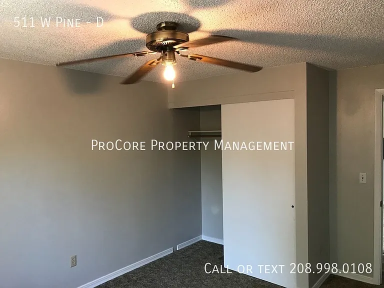 511 W Pine Ave — Photo 10