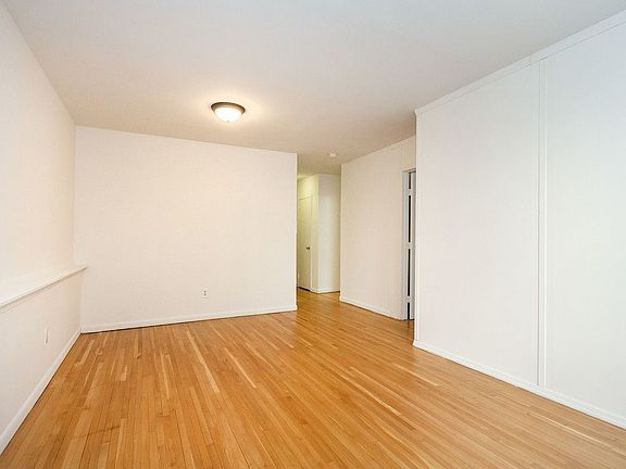 4th image of 48 W 68th St APT 2C