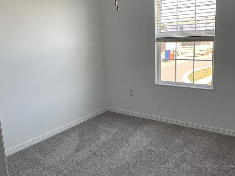 2583 Leonia Ln — Photo 12