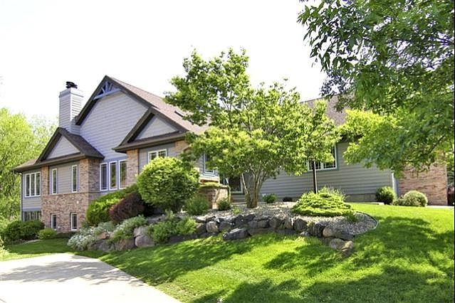 1st image of 2994 Woods Edge Way