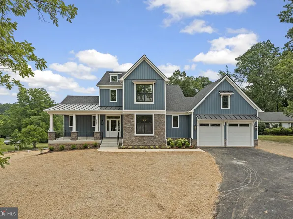 1849 Dennings Rd, New Windsor, MD 21776