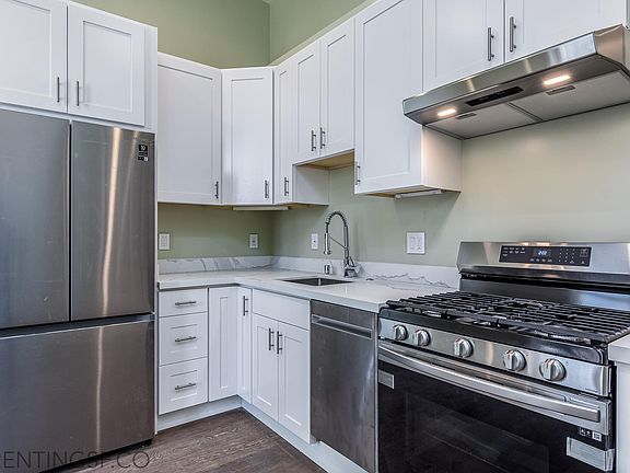 2nd image of 2004 Pierce St #1