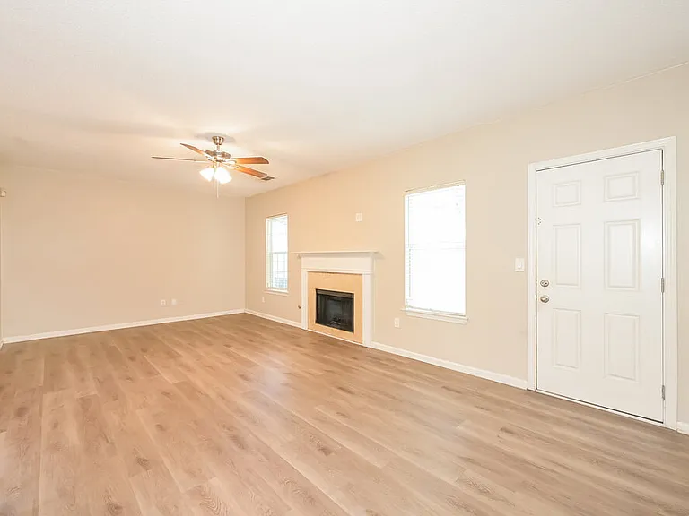 4710 Millenium View Ct — Photo 9