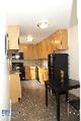 Sold by Stein-Perry | media 1