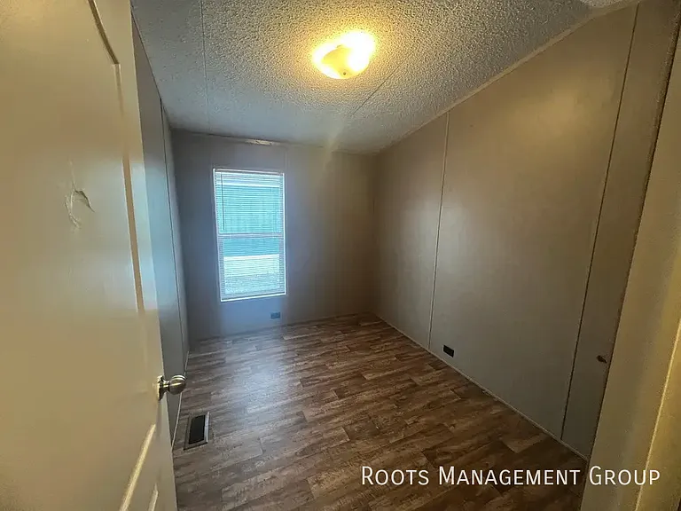 310 Hester Ave #225 — Photo 8