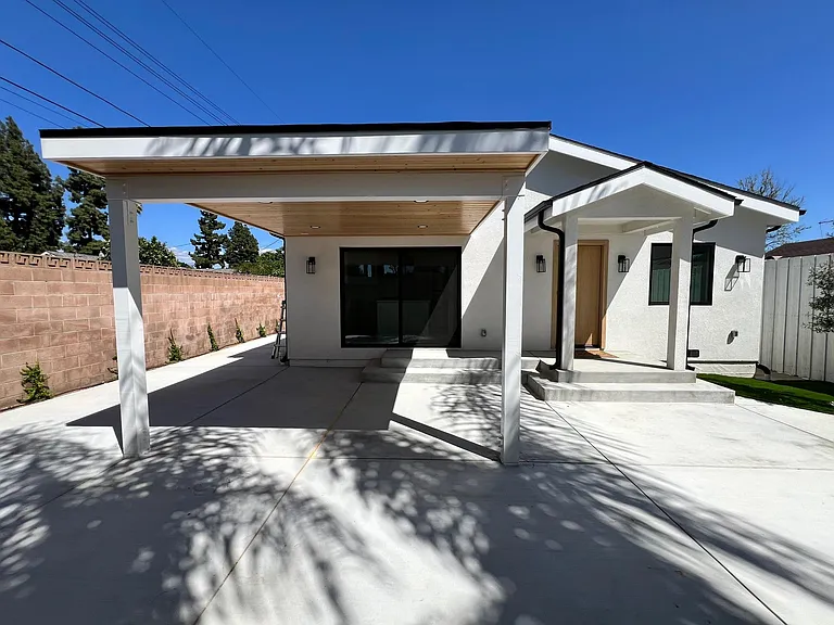 15531 Superior St — Photo 53