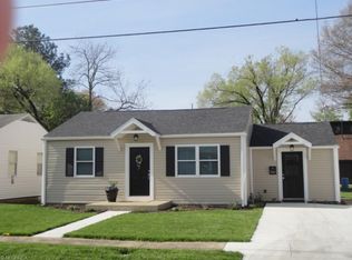 820 24th St, Vienna, WV 26105