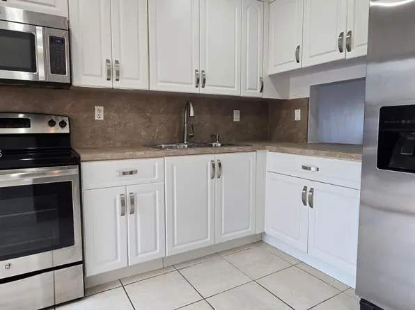 6345 SW 138th Ct APT 102, Miami, FL 33183