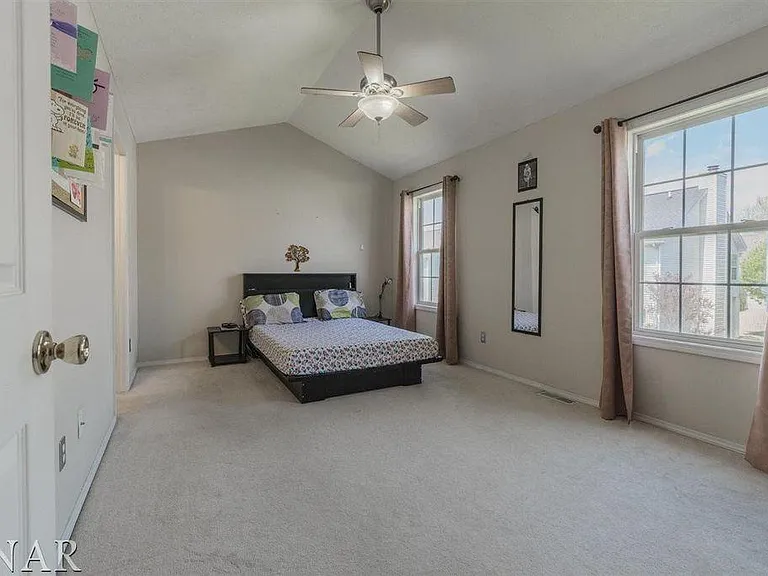 1222 Colonial Ave — Photo 10
