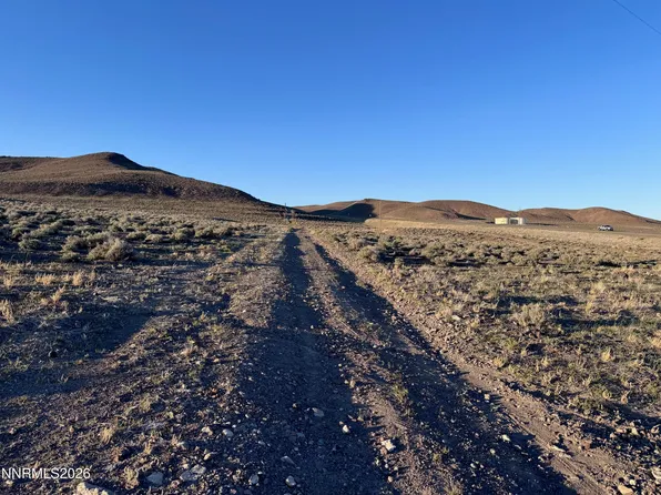 1725 Highway 95a, Silver Springs, NV 89429