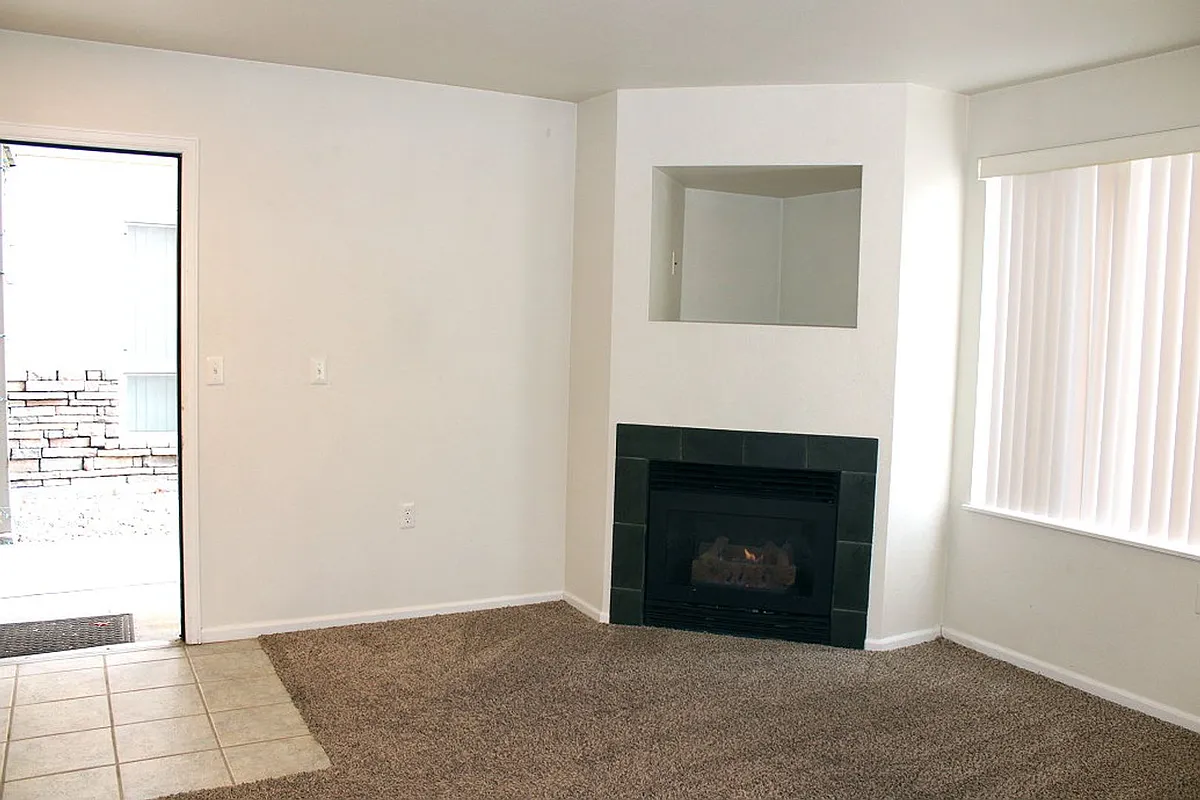 Building Photo - 6675 S Lemay Ave #G