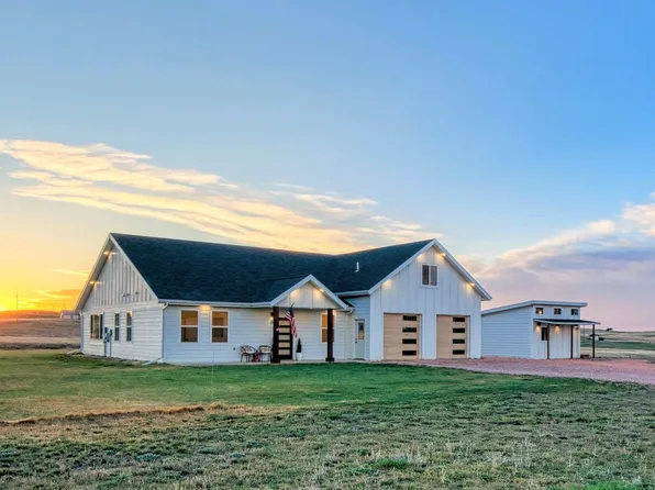 6 Ruby Ln, Moorcroft, WY 82721