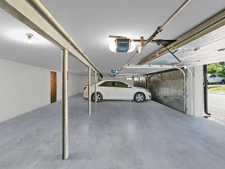 10258 Squire Meadows Dr #3 — Photo 12