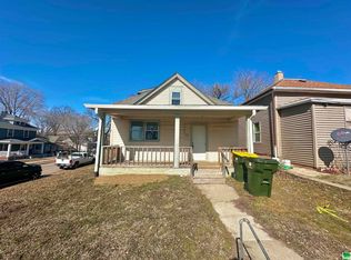 1003 15th St, Sioux City, IA 51105