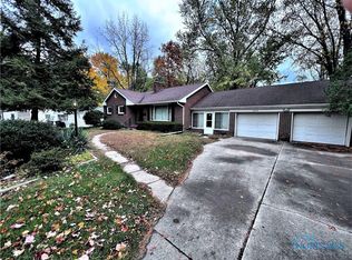 6020 Acres Rd, Sylvania, OH 43560