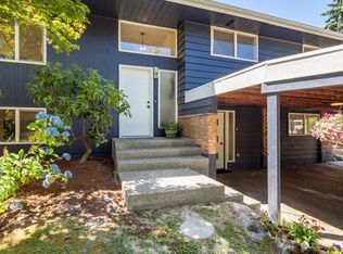 18211 60th Ave NE, Kenmore, WA 98028