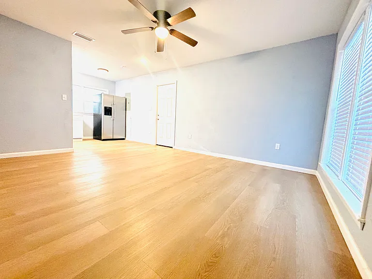 3915 N 9th Ave — Photo 31
