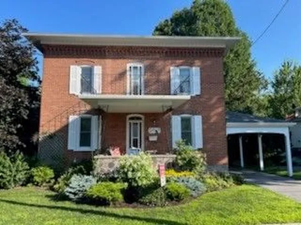 11 Peter St, North Glengarry, ON K0C 1T0