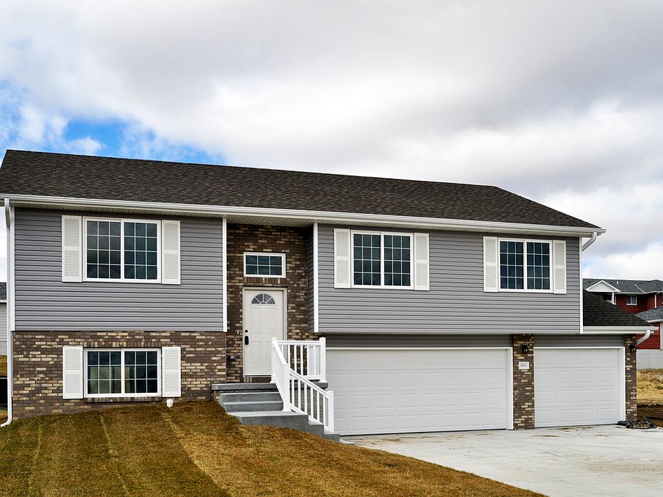 1st image of 3650 W Plum St #House