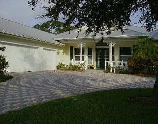 2nd image of 8784 SW Fishermans Wharf Dr