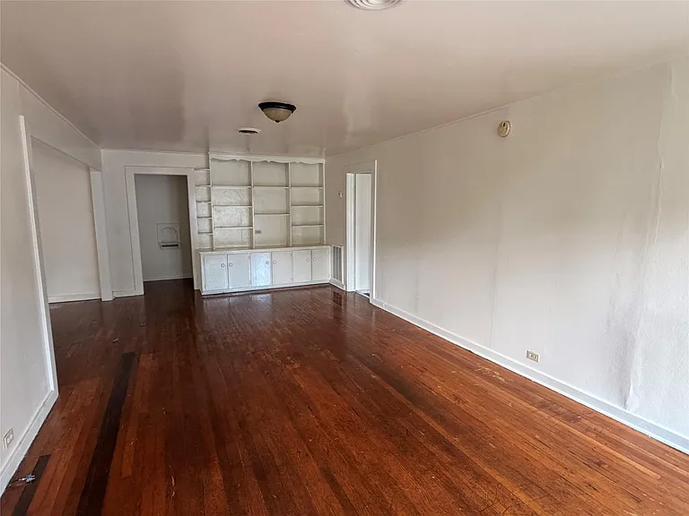 1019 Chestnut St — Photo 2