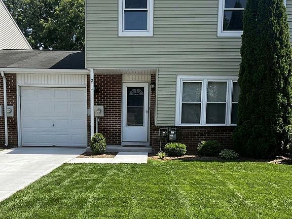 2nd image of 214 Lafayette Dr