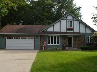 1611 Sunnyside Ave, Sheboygan, WI 53081