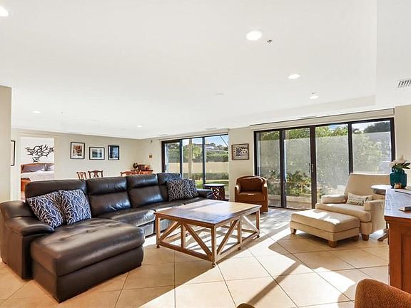 4th image of 50 Beach Rd APT 102