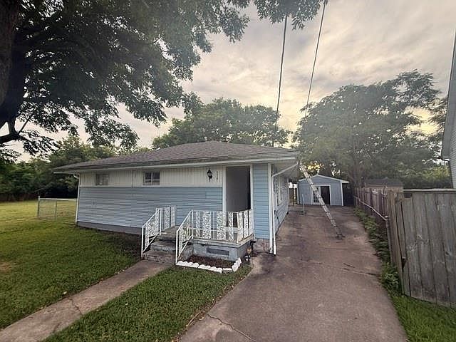 1st image of 7210 Hattie St