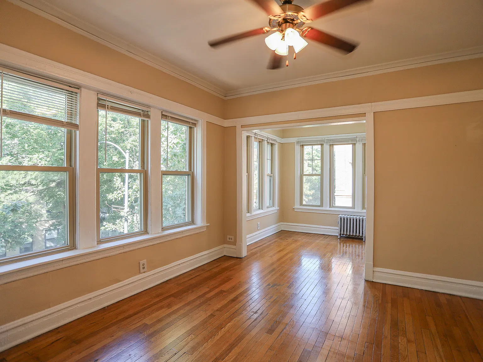 1 bed, 700 sqft, $1,700 — Photo 2