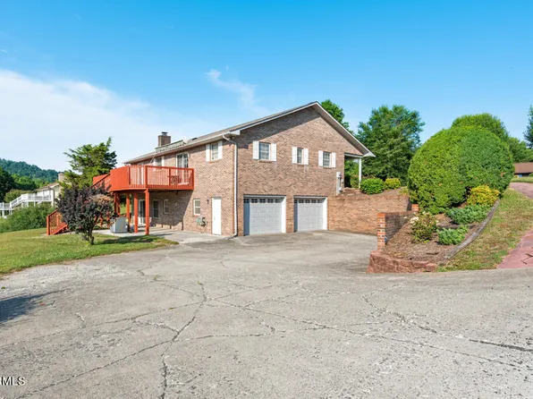 314 Jones Ln, Clinton, TN 37716