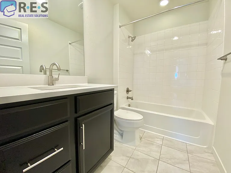 9190 E 52nd Dr — Photo 10