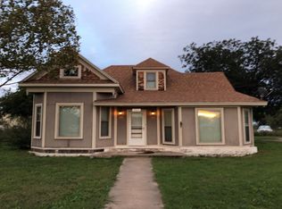 707 Herman St, Rowena, TX 76875