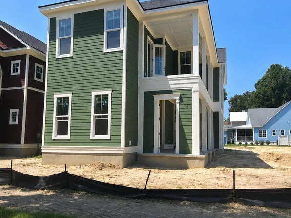 223 Coosaw Point Boulevard W, Beaufort, SC 29907