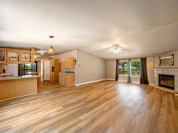 649 Lucky 13 Rd, Pottsboro, TX 75076