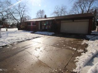 3743 David K Dr, Waterford, MI