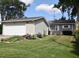 3415 Fischer Dr, Burlington, WI 53105