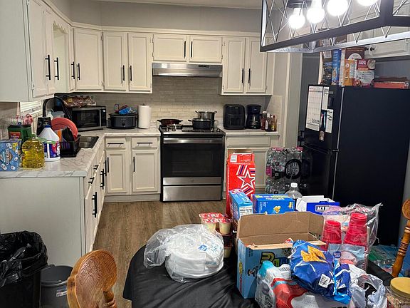 5th image of 1747 Shady Lane Dr