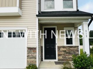 812 Matterhorn Dr, Fuquay Varina, NC 27526