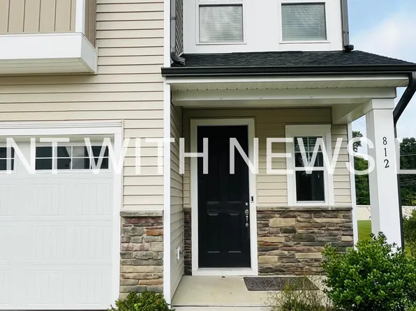 812 Matterhorn Dr, Fuquay Varina, NC 27526