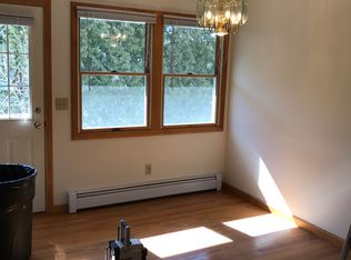 56 Church St, Easthampton, MA 01027