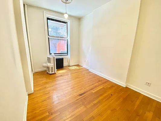 Rented by JM Preston Properties LLC | media 10