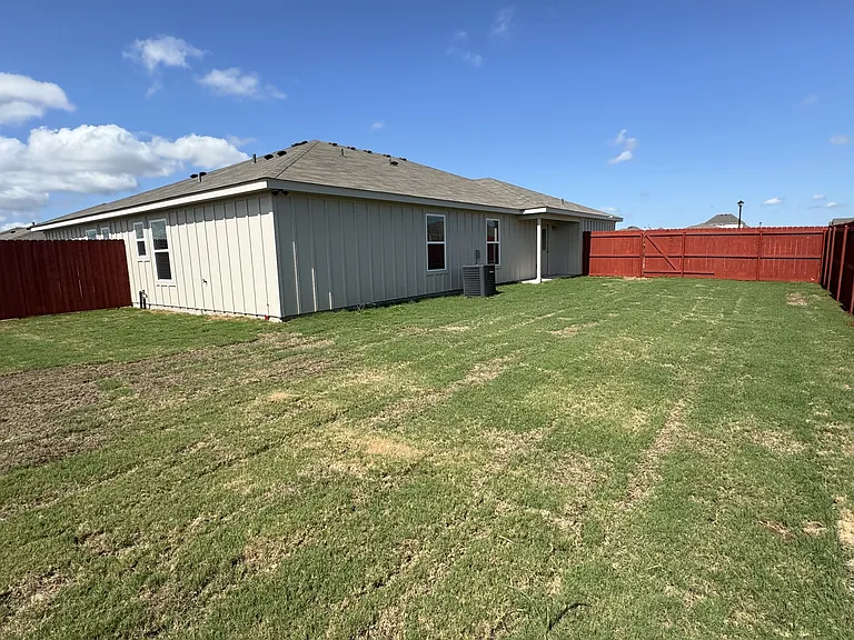 5808 McGregor Loop #A — Photo 25
