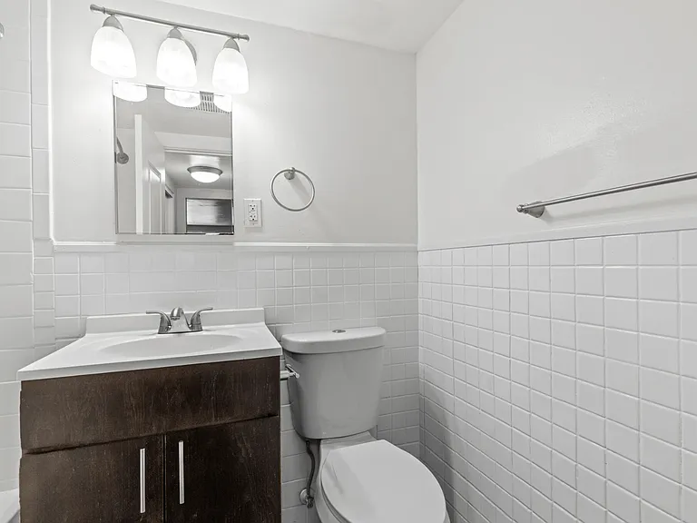 1444 Saint Paul St #103 — Photo 5